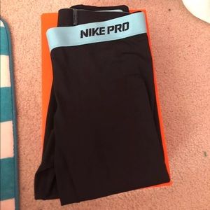 Nike leggings